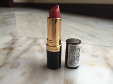 Revlon Super lustrous lipstick in pearl finish Shade: wine with everything